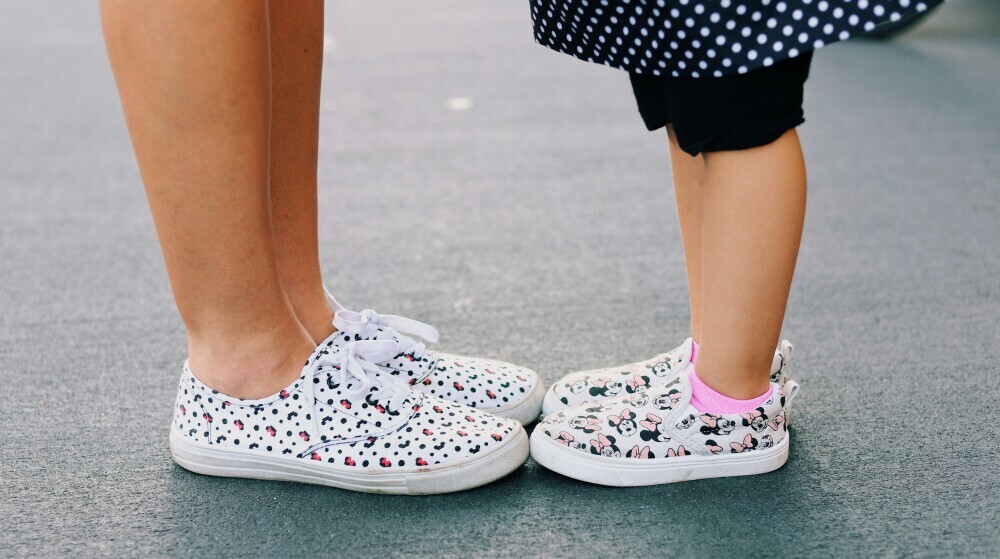 toddler girls canvas sneakers