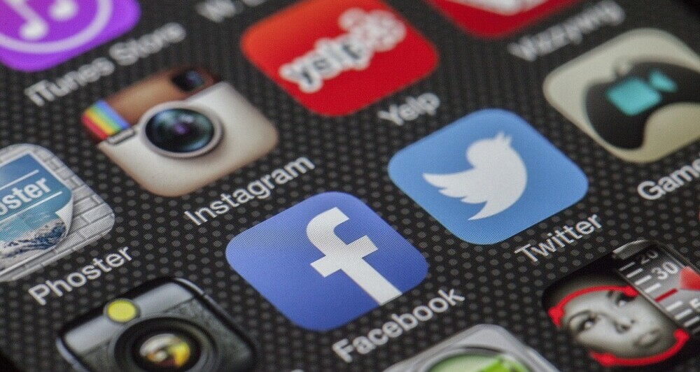 social media goals and strategies