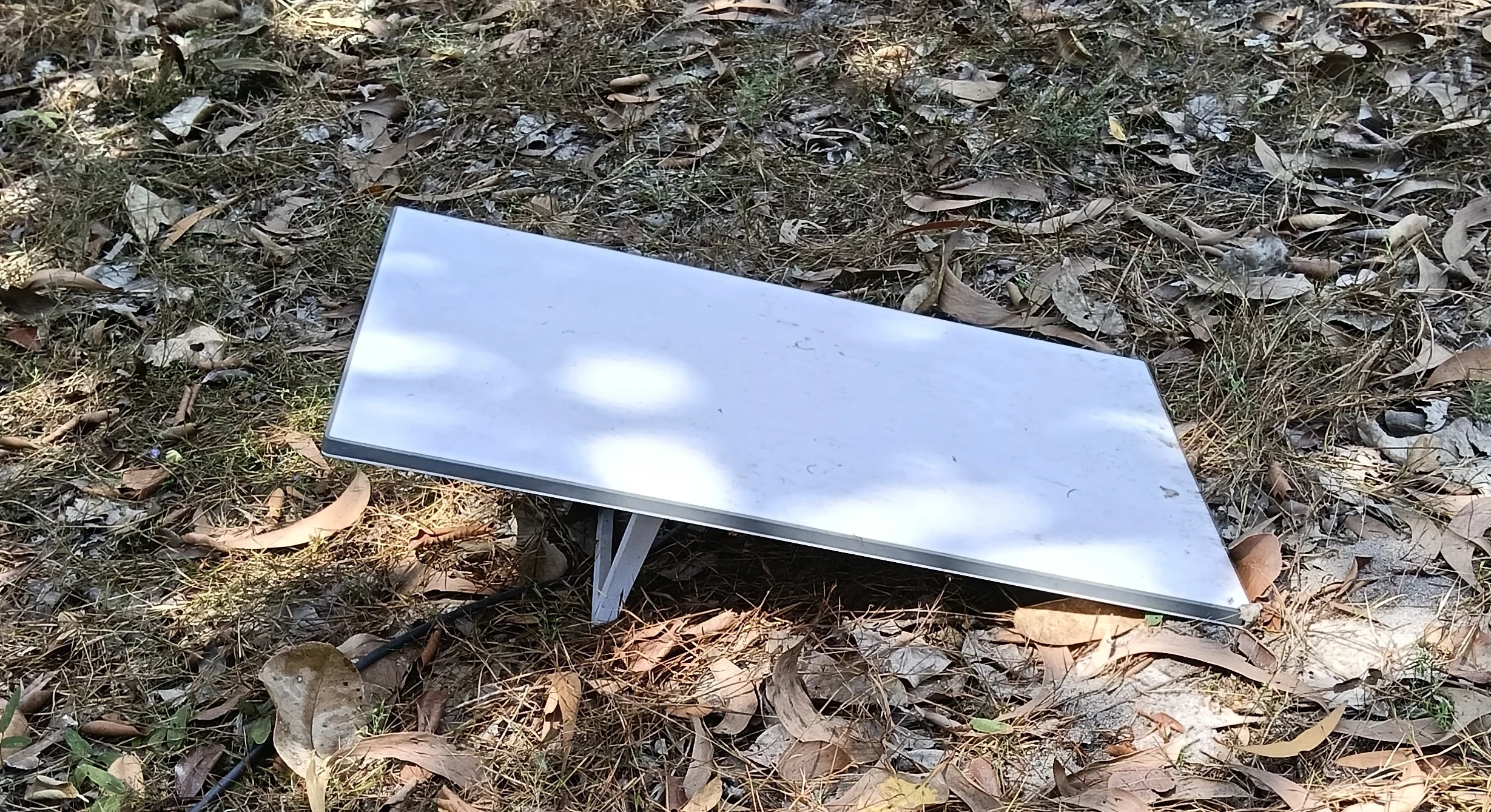 my starlink dish. Reference 1785148028 Display 1785148042 Cropped