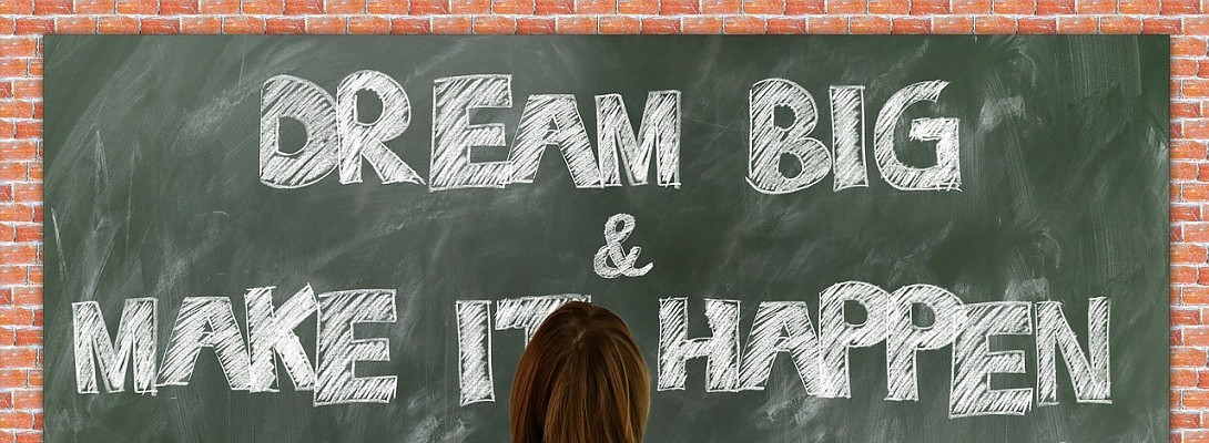 If you dream it you can do it. сердце you are the best. интерьерные наклейки танцы. меня не обманет твоя красота футболка. Dream цитаты.