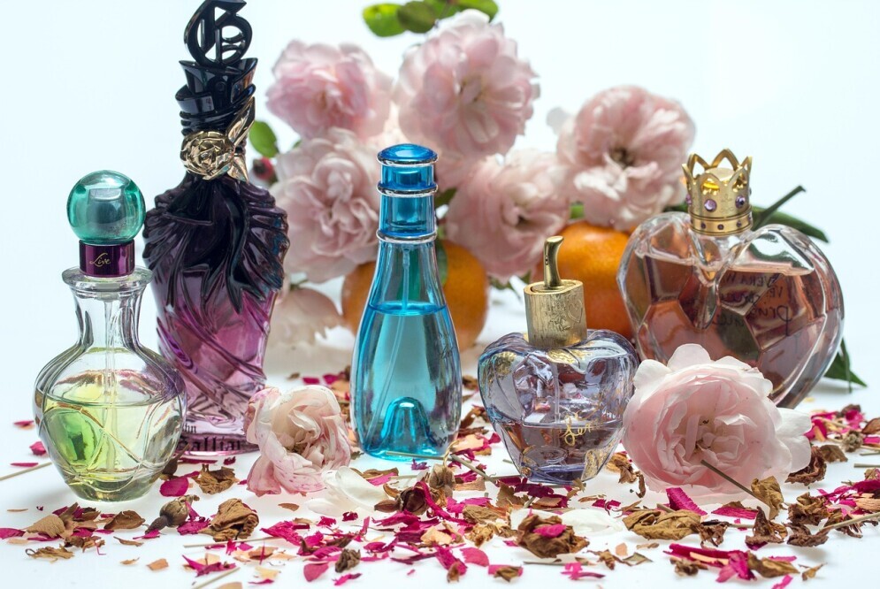 Perfume Subscription Services