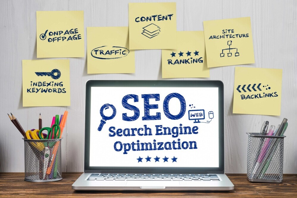 Beginner learning SEO basics for affiliate marketing