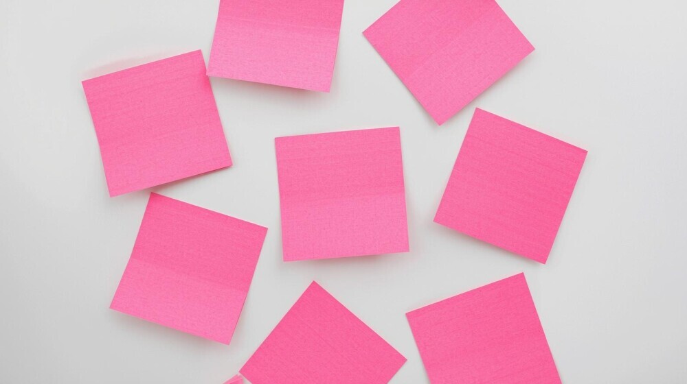 pink sticky notes