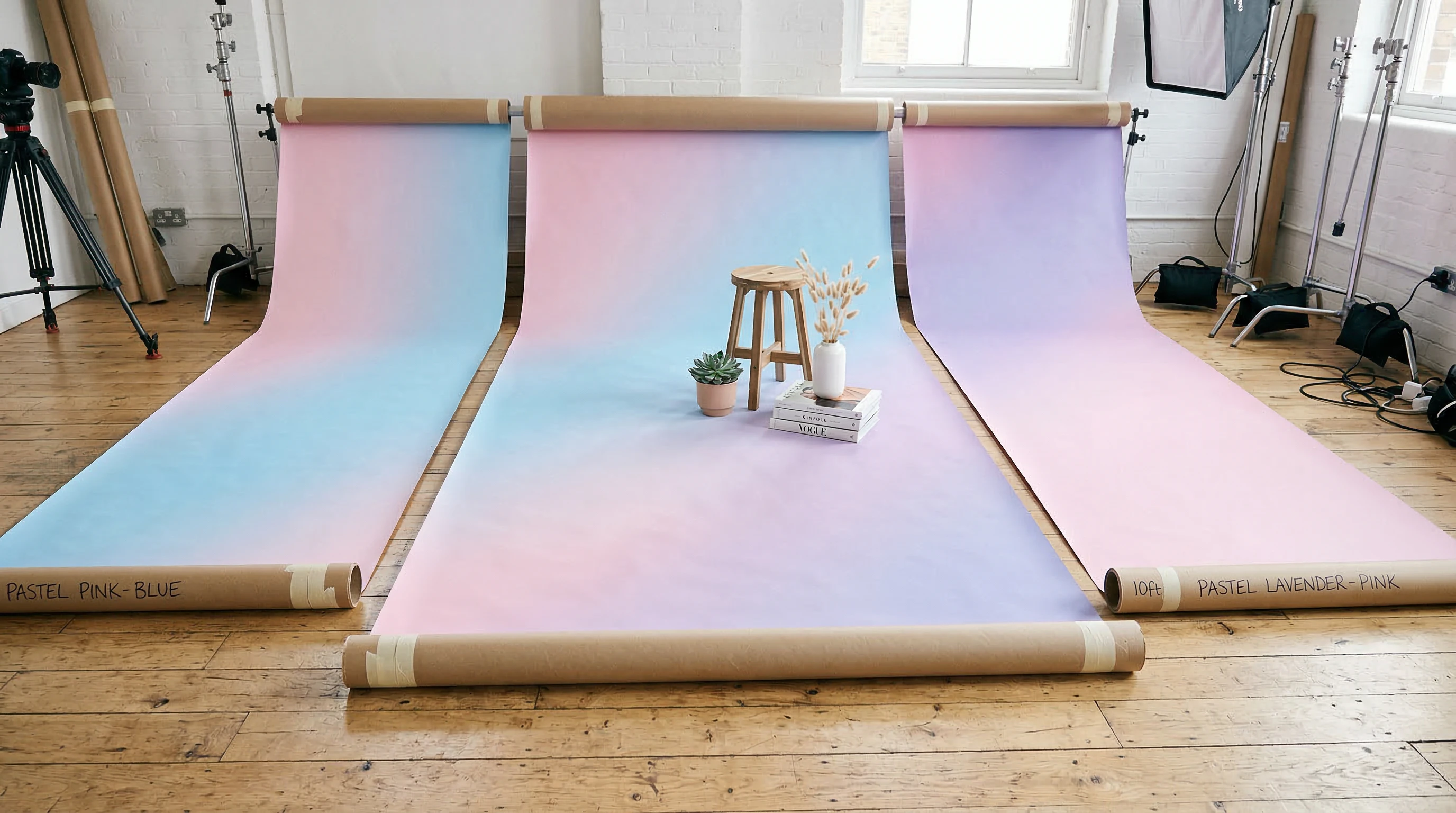 Soft pastel gradient background behind foot content setup