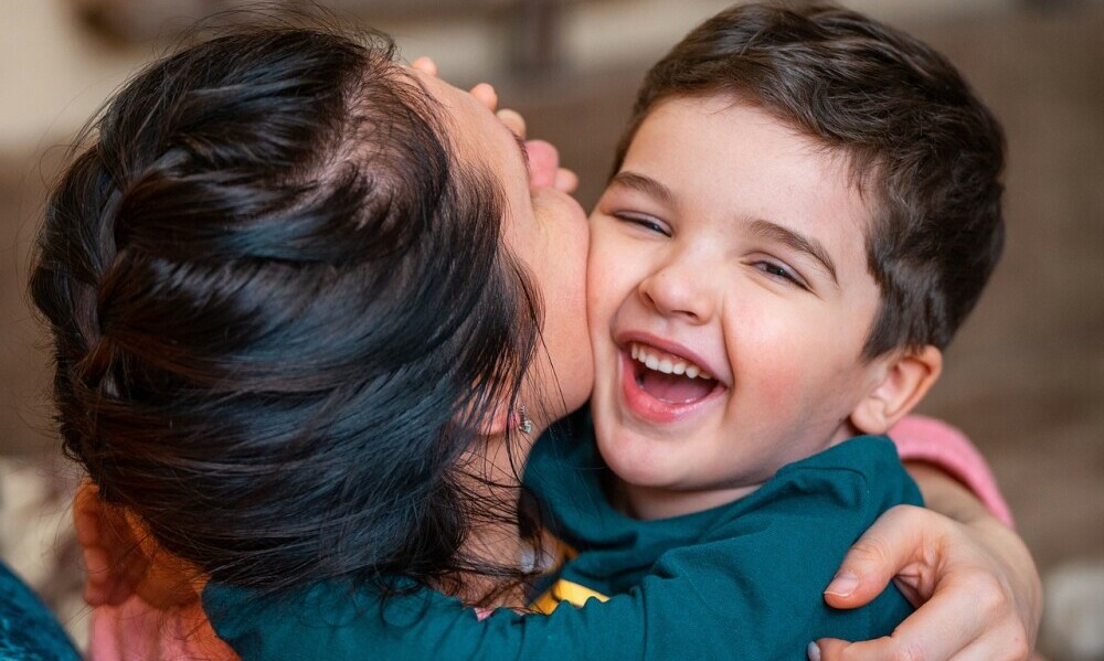 parent spending quality time with her child