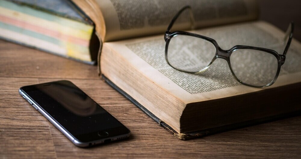 Books On AI Tools and Prompts