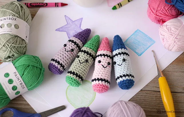 Free and fun! Embrace the art of crochet with 33 easy, no-sew patterns for delightful crafts. Click to learn more!