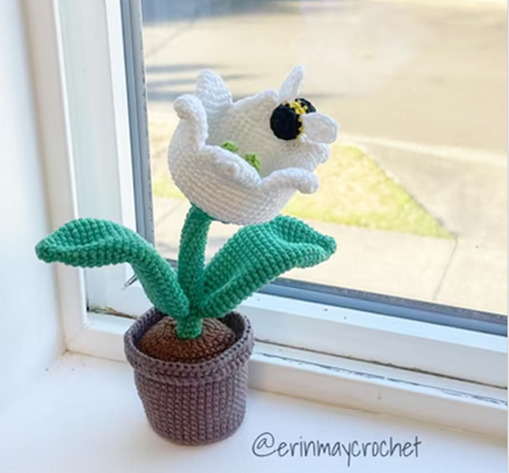 Step into spring with our free crochet patterns for delightful flowers in pots. Add a touch of handmade charm to your decor, no green thumb required!