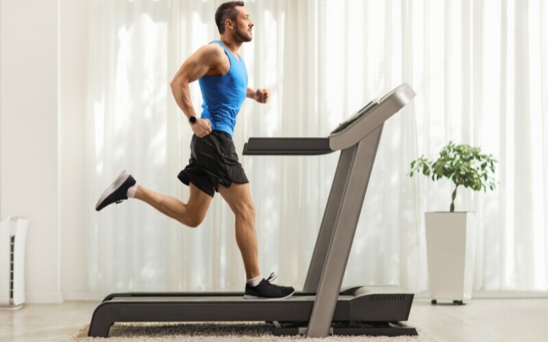 Treadmills vs Elliptical Machines - Treadmills