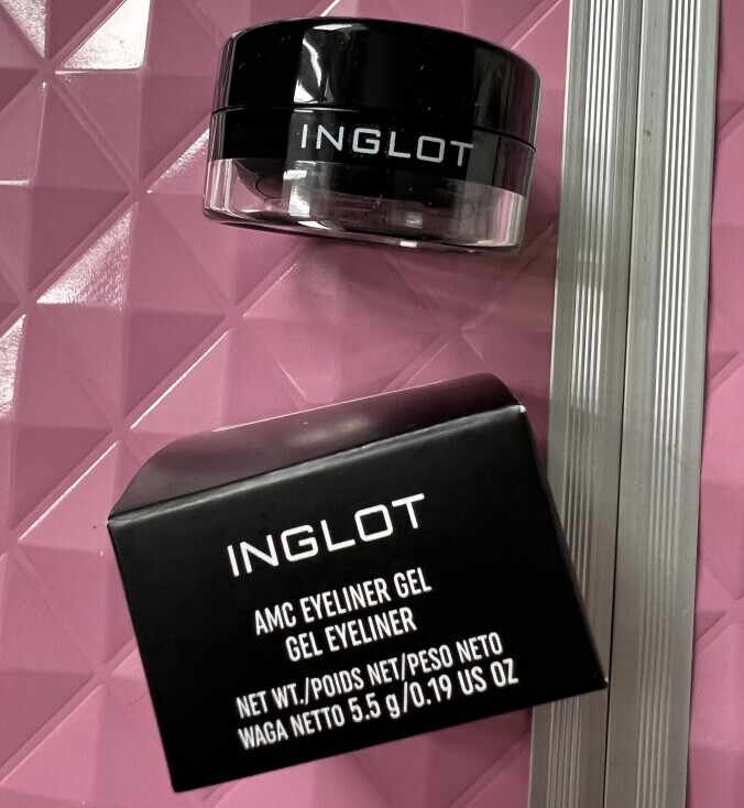 gel eyeliner vs liquid eyeliner