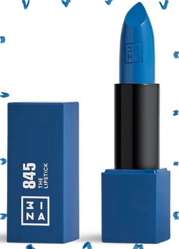 Blue lipstick 