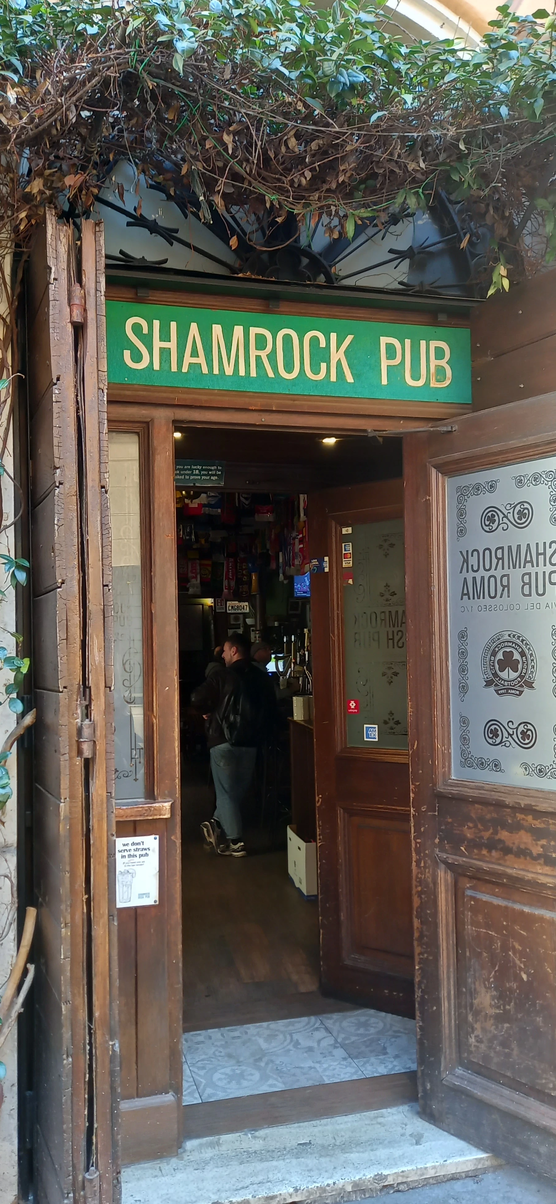 Shamrock Irish Bar near Rome Colloseum 