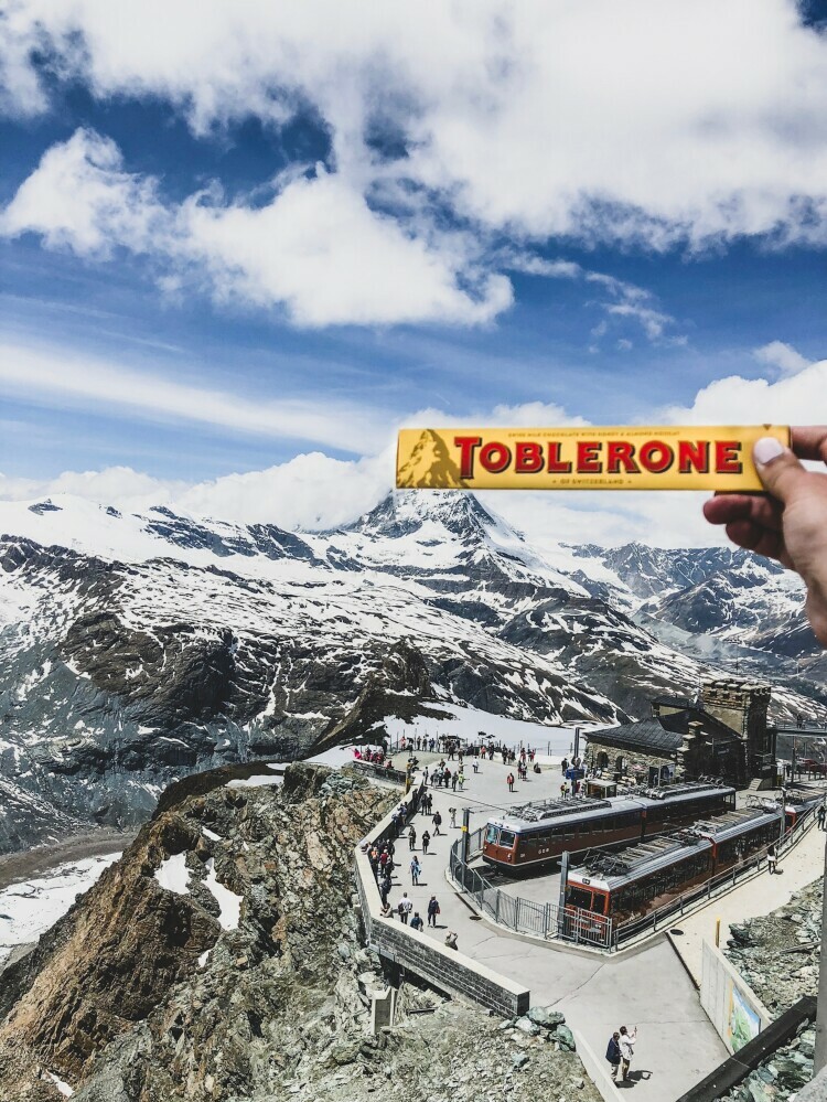 toblerone bar product placement