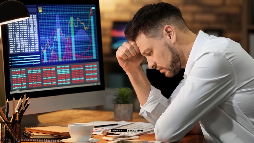 Introvert trader facing challenges of isolation and overthinking