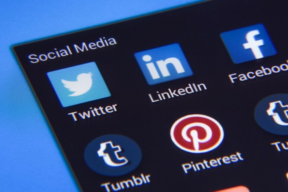 online-business-with-social- media