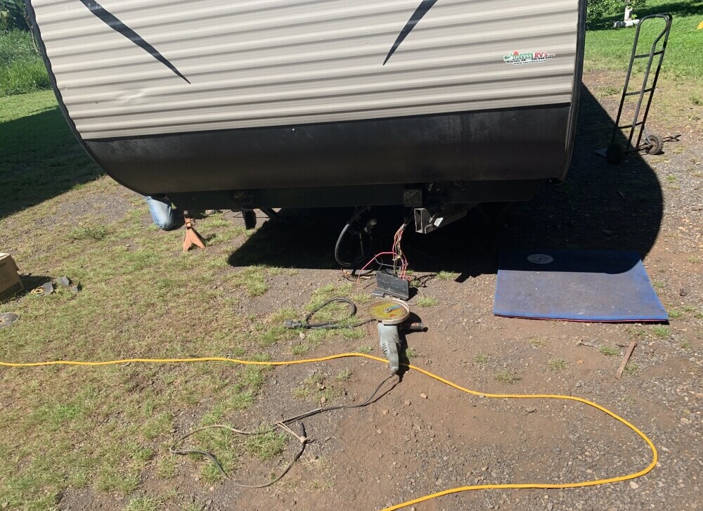 Hitch removed in Guatemala - La Combi campground