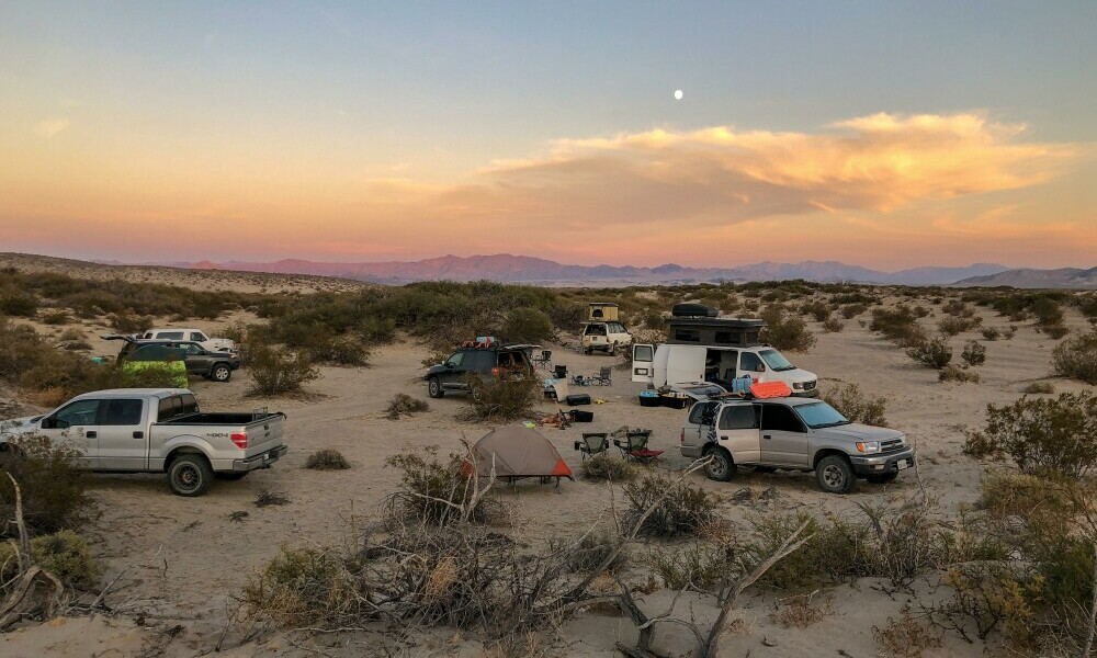 Off grid camping in mojave dessert