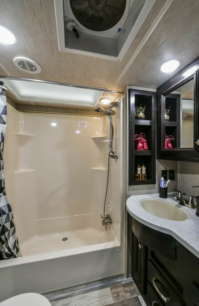 Keeping your RV bathroom clean and tidy