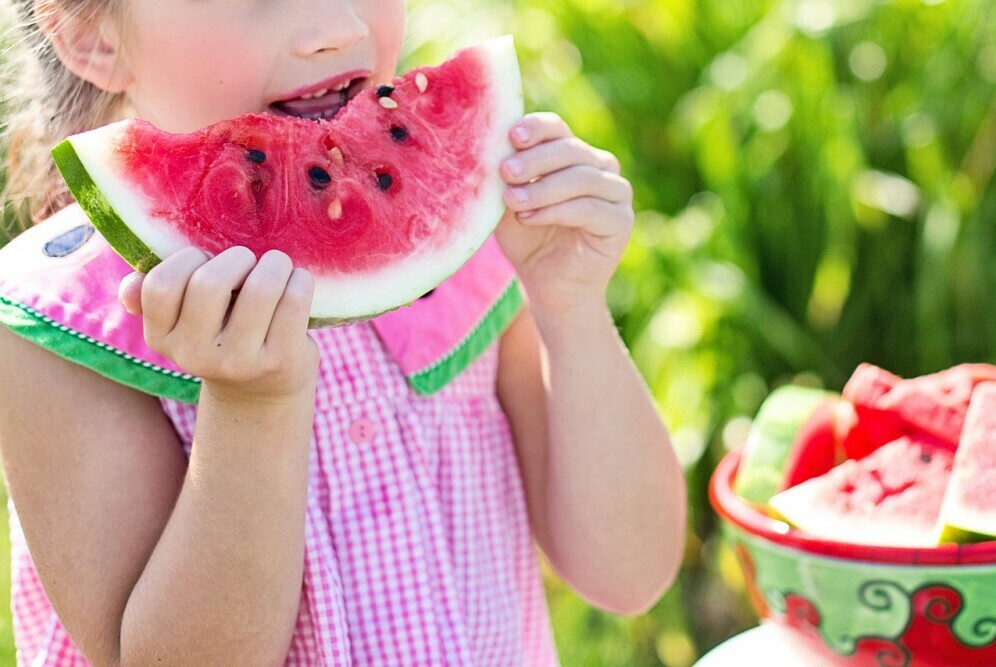 eating in nature