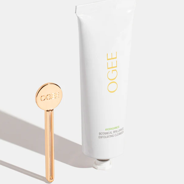 Ogee: Pioneering Clean Beauty With Hydraganics - A Comprehensive Review NEW! A triple-action exfoliating cleanser that botanically buffs away impurities for visibly smooth, soft skin