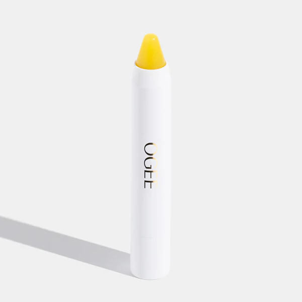 Ogee: Pioneering Clean Beauty With Hydraganics - A Comprehensive Review Sculpted Lip Oil moisturizes lips with a blend of organic oils including cold-pressed Jojoba Seed Oil