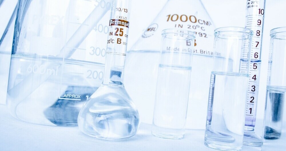 Classroom chemistry equipment
