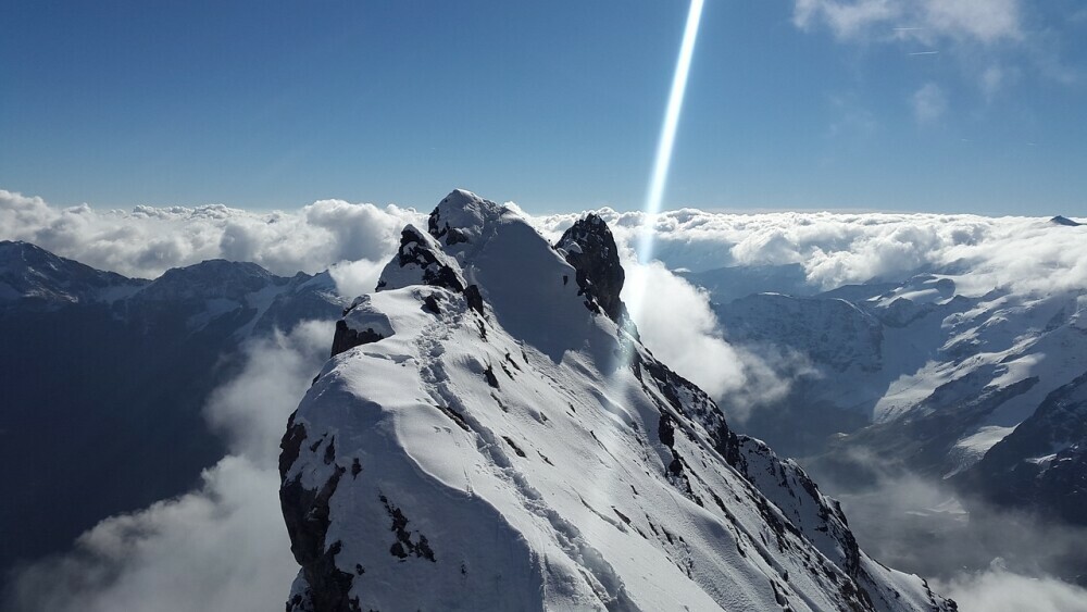 backbone mountain top