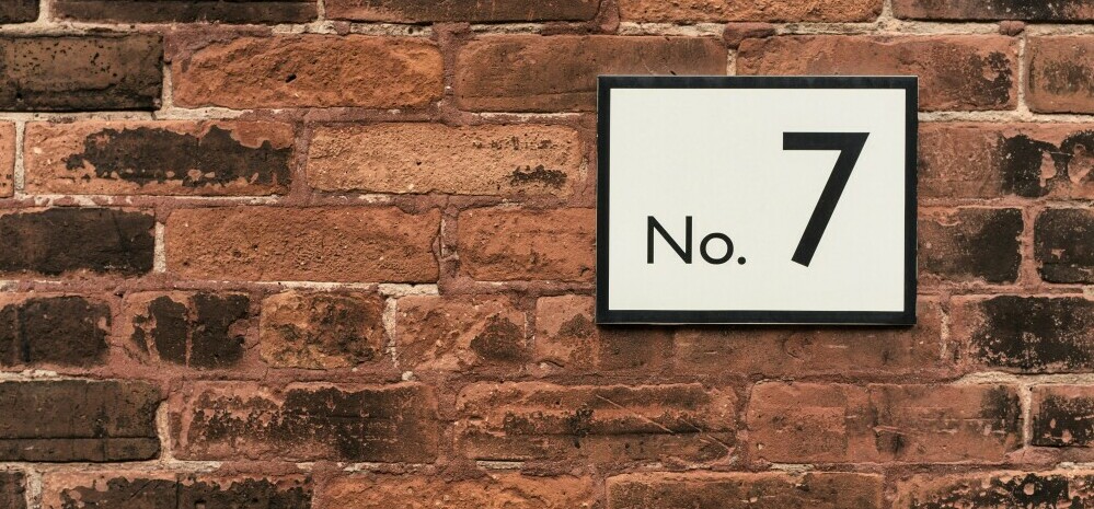 Number 7 Sign