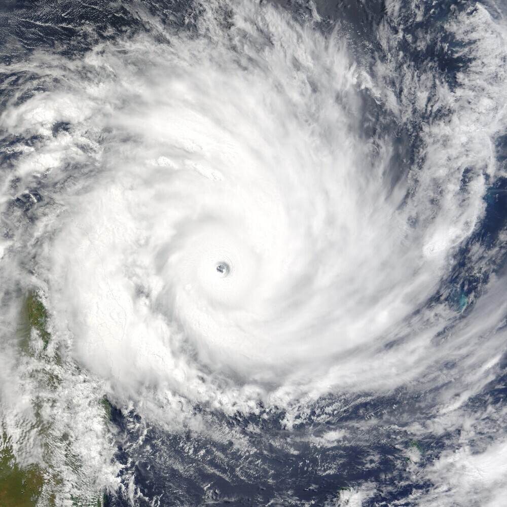 Cyclone Alfred is coming: Panic, shrug it off or prepare.