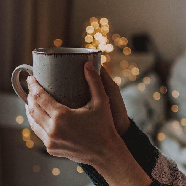 Image of cozy tea cup with tea