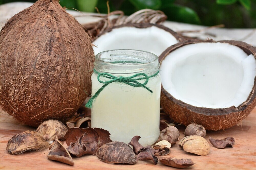 coconuts and coconut oil