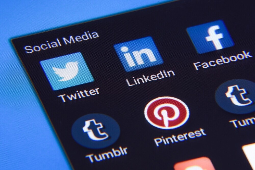 Maximizing Social Media Exposure