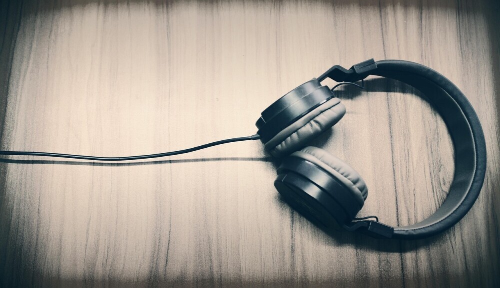 GAMING HEADPHONES