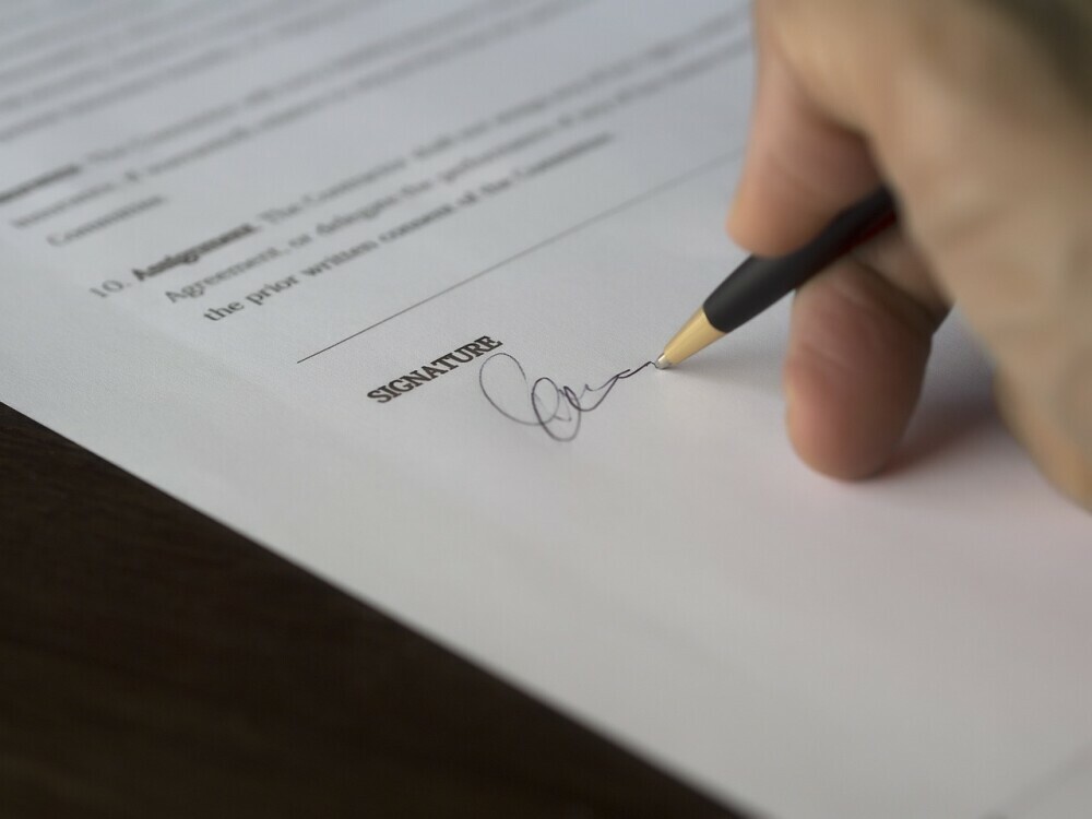 checking-mlm-contract-fine-print