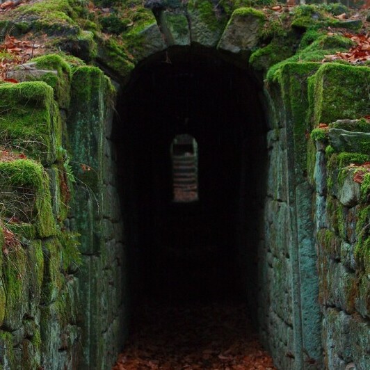 Door to Secret Garden